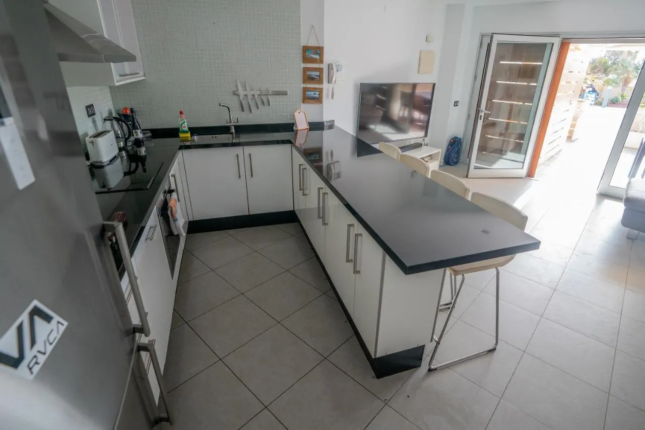Modern Sea View Duplex With Parking Διαμέρισμα Ελ Μέντανο